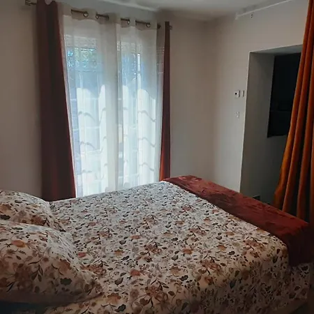 Les Chants Du Bonheur *